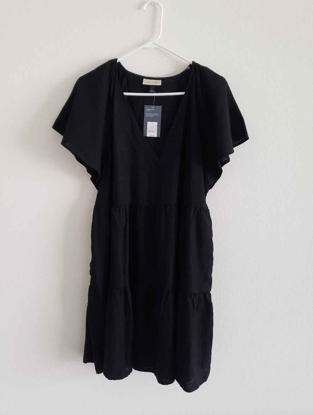 Universal Thread - Black V-Neck Tiered Short Sleeve Dress